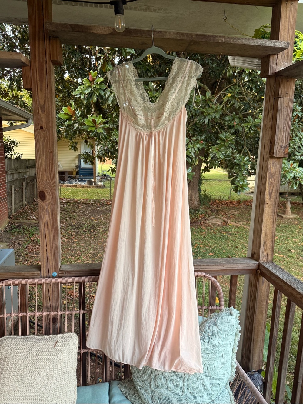 80s Vintage Olga Nightgown